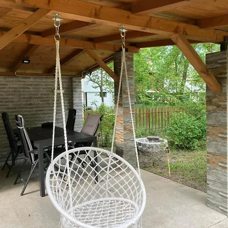 Szitakoeto Vendeghaz Martely